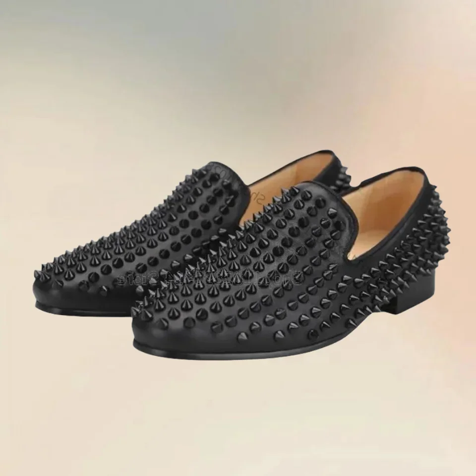 

Black Matte Leather Spikes Decor Loafers Fashion Slip On Men Casual Shoes Luxury Handcraft Party Feast Banquet Men Dress Shoes