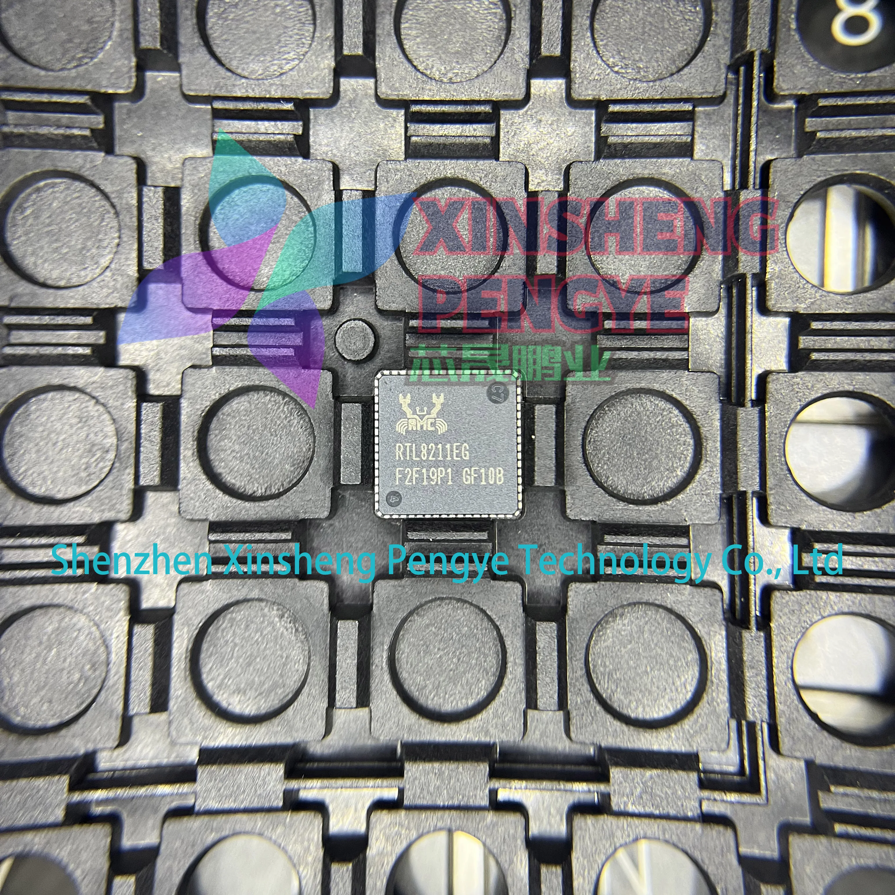 100% جديدة ومبتكرة RTL8211EG-VB-CG بمناسبة حزمة RTL8211EG QFN-64 3.3 فولت رقاقة تحكم جيجابت إيثرنت المتكاملة في المخزون