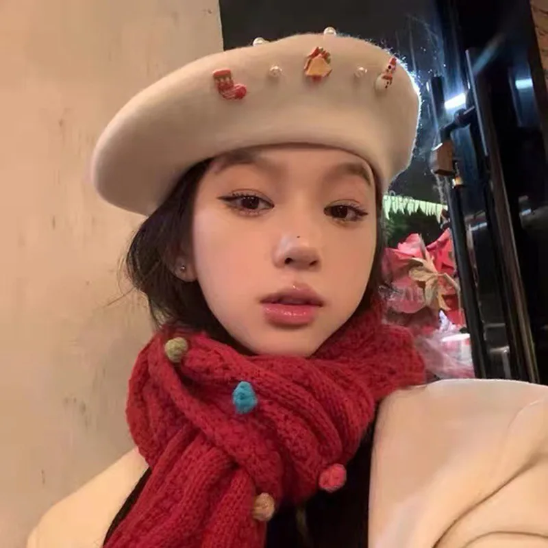 

Hat Girl Sweet Girl Christmas Beret Winter Warm and Cold Resistant Wool Material Painter's Hat