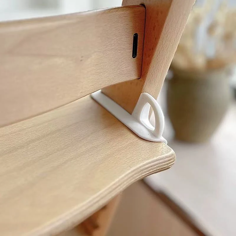 

2PCS Growth Chair Seat Belt Hook Fixture Matching Stoke Dining Safety Buckle Infant And Child Eating Accessories