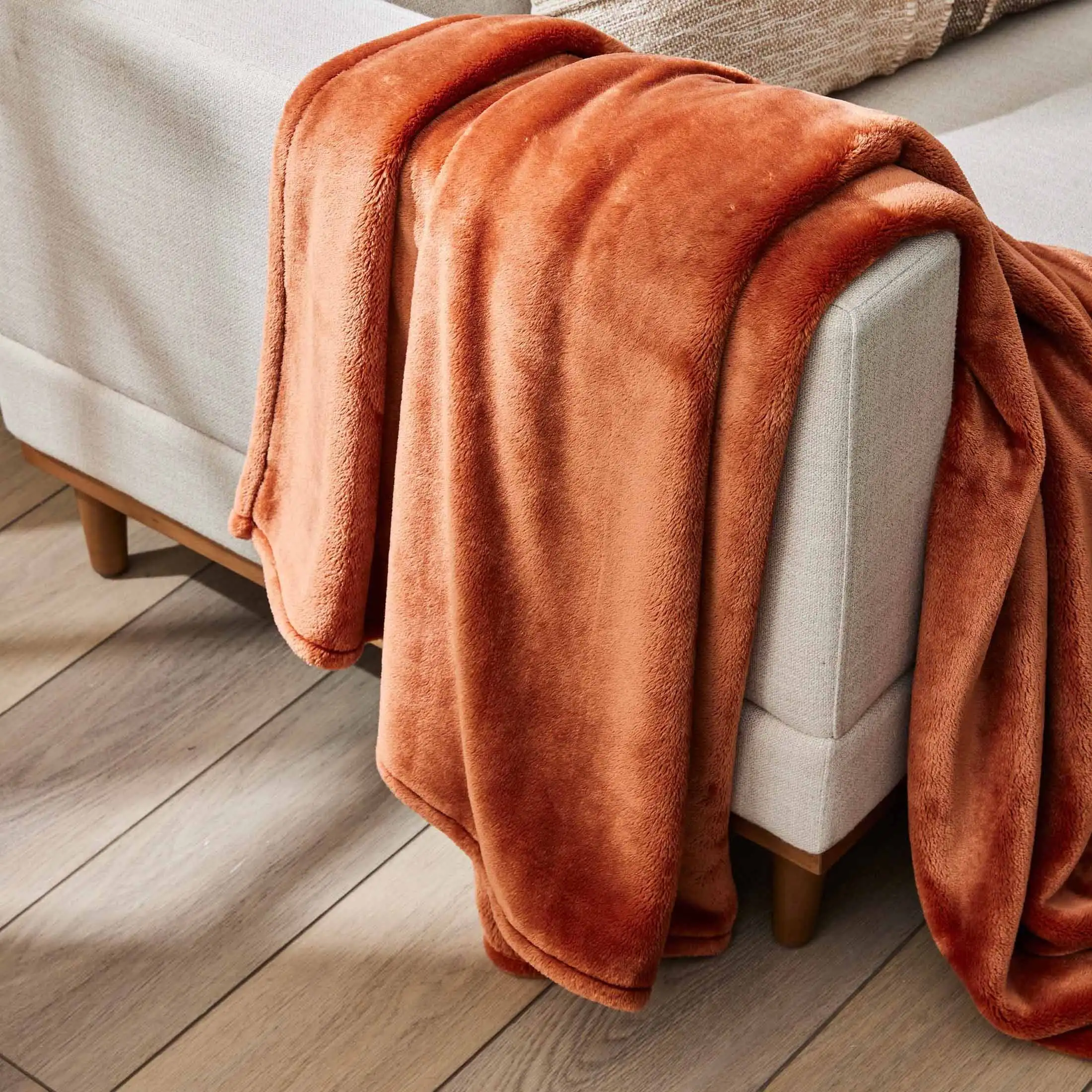 Oversized Solid Velvet Plush Soft Fleece Throw Blanket Cozy for Couch Bed Sofa Decor Copper