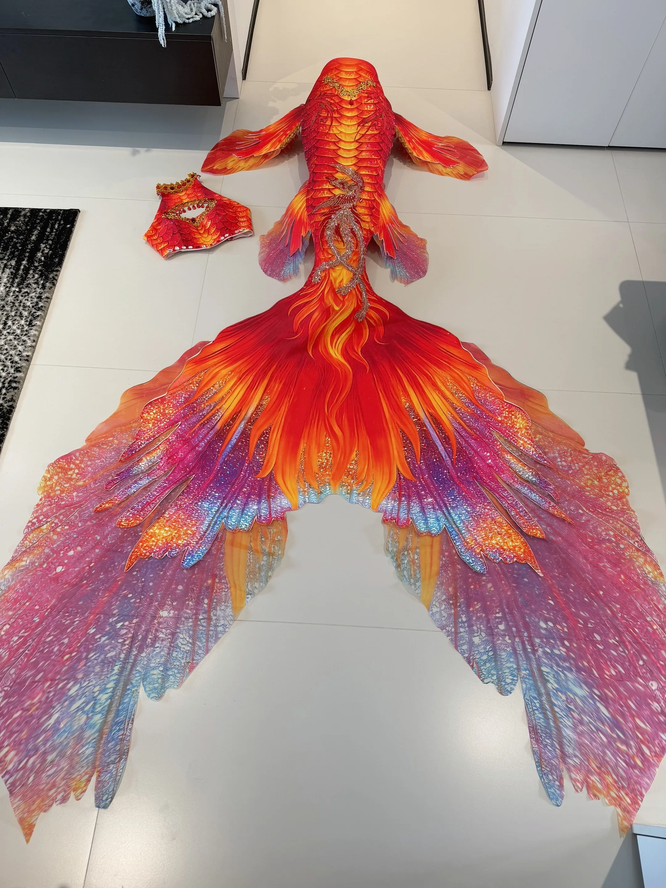 

Adult Crimson Mermaid Tail Underwater Performance Costume Aquarium Shooting Diving Training Tail Thickened Back Fin