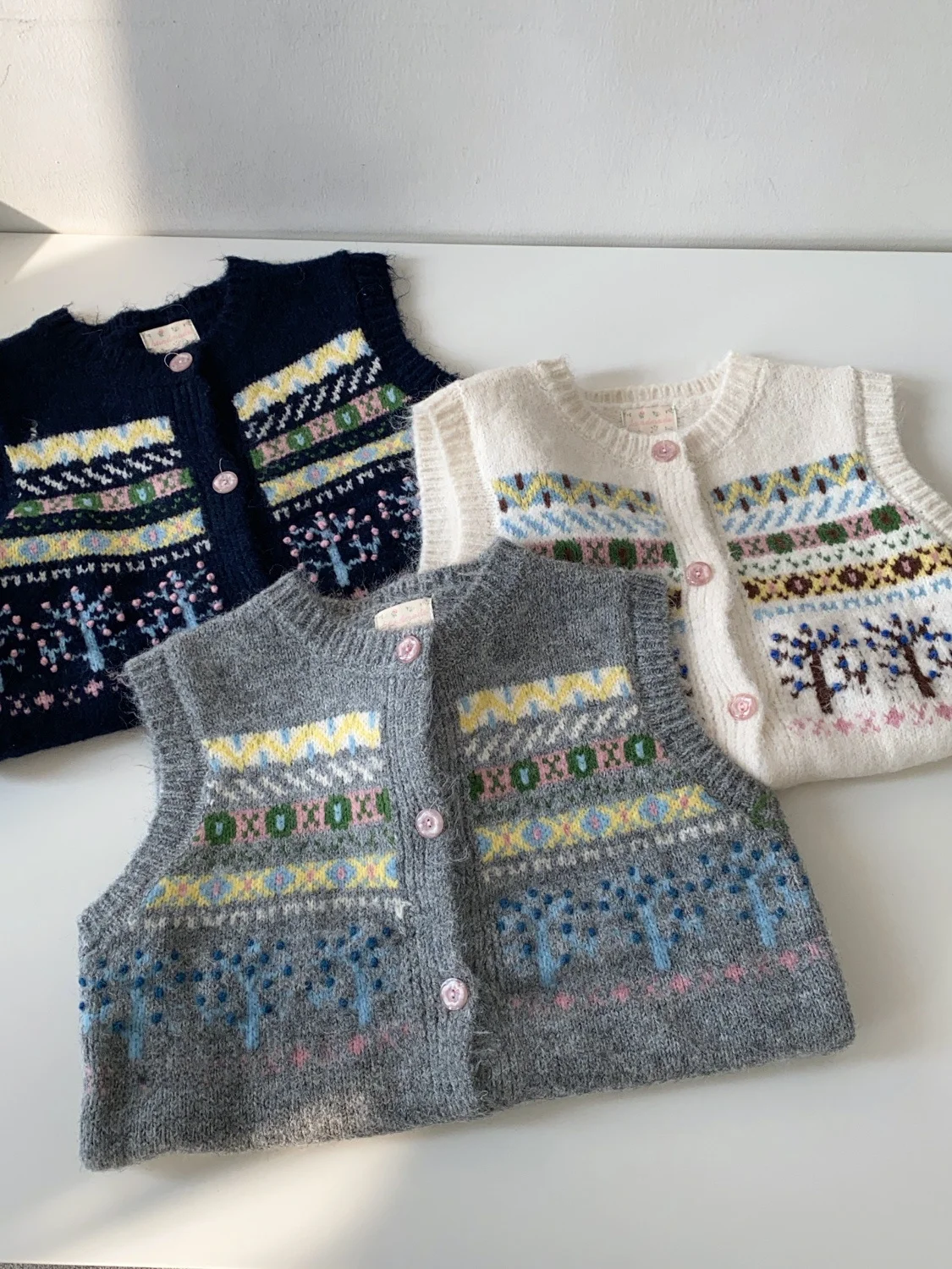 Retro Knitted Cardigan Vest Women's Fashion Outerwear Inner Wear Layering Sweater Vest Spring Autumn Seasonal Clothing