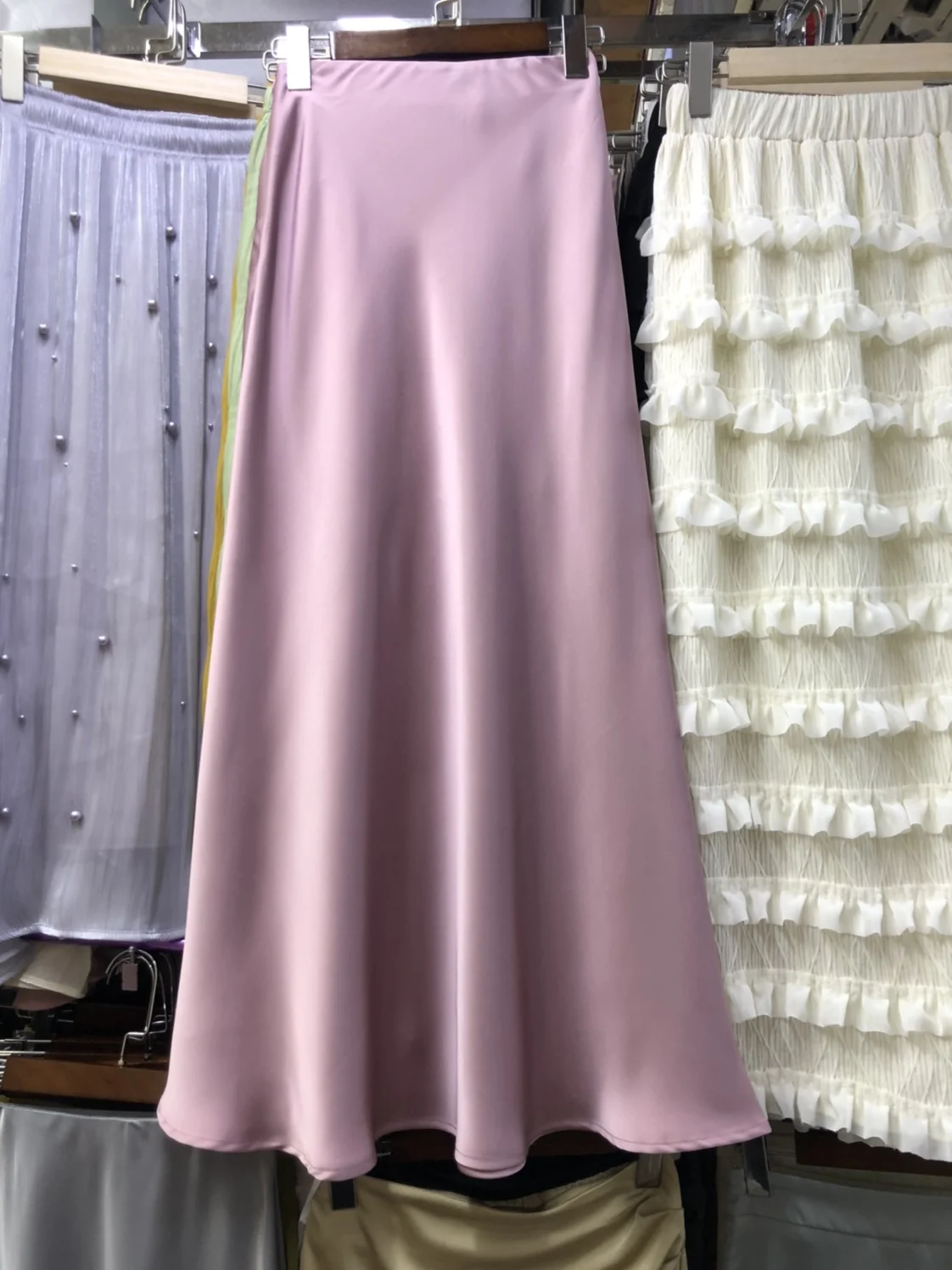 South korea French sle Gentle Pink Elegant Pearlescent Satin Surface Skirt A Word Sheath Fishtail Skirt Mop Long dress Women