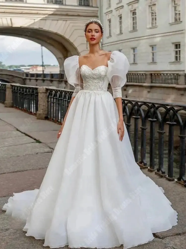 Vestidos de casamento linha A suave para mulheres, bainha fofa, vestidos elegantes princesa do baile, decote querido, popular