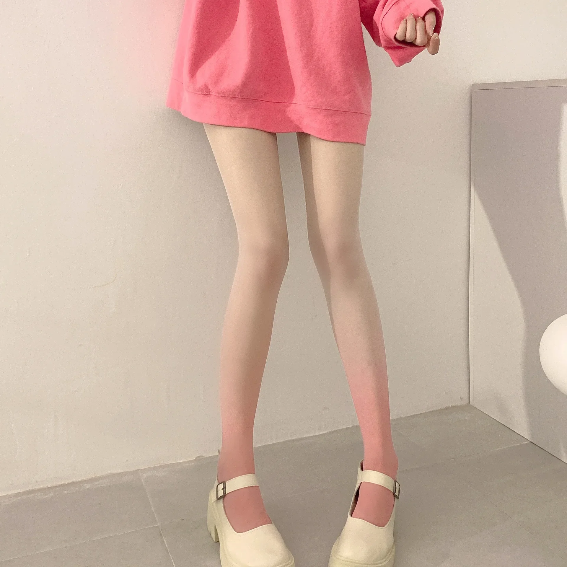 Atmungsaktive Bonbonfarbene Cosplay Anime Lange Niedliche Enge Damen-Strumpfhose mit Farbverlauf und Kontrastfarben, Ultradünn für Partys, Persönlichkeits-Accessoire – Detail 12