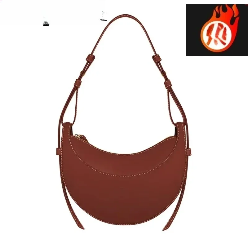 Borsa da donna a mezzaluna dal design leggero e di lusso, design di nicchia, semplice borsa a tracolla sotto le ascelle