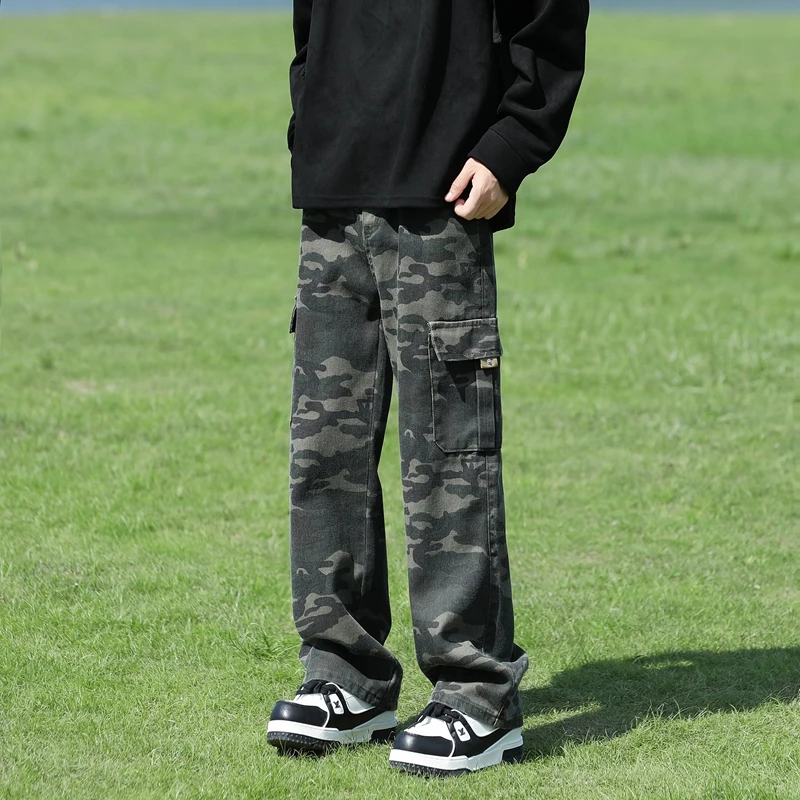 

2024 Autumn New Men's Fashion Korean Wide Leg Jeans Camouflage Patch Pocket Loose Straight Trousers Elastic Waist Pants Male