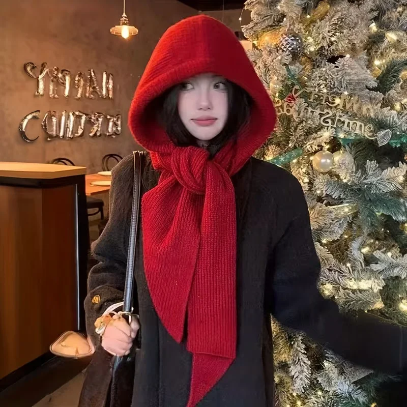 

Комплект зимних шапочек-шарфов унисекс 2026 — корейский оверсайз, теплый и эластичный. Идеально подходит для подарков на свежем воздухе и Рождество.