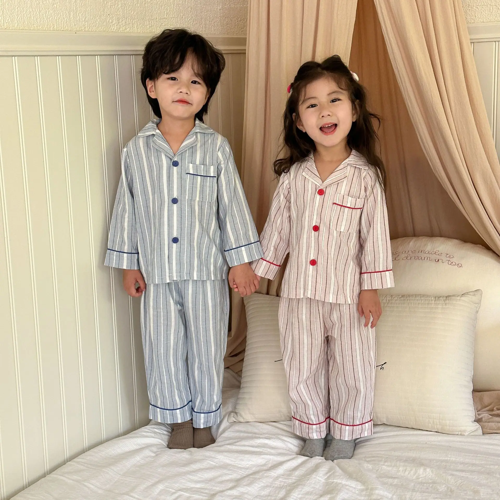 

2024 New Autumn Children Striped Pajamas Suit Loose Boy Girl Lapel Cotton Tops+Pants 2pcs Baby Clothes Kid Homewear Pyjamas Set