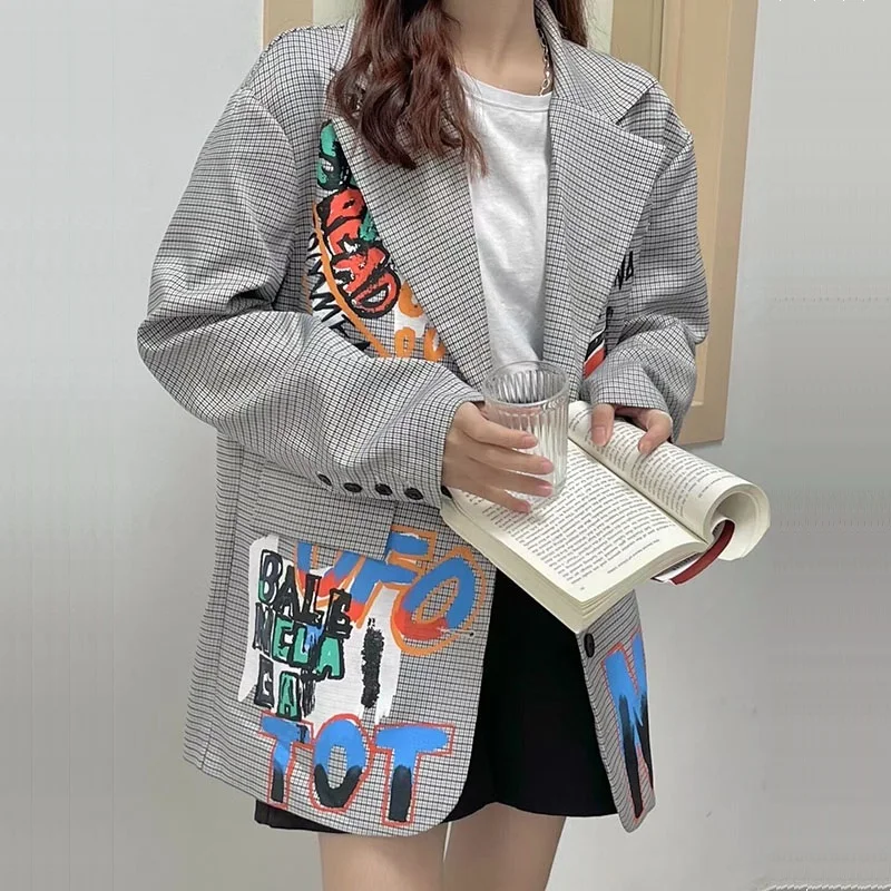 

2023 Spring Autumn Women Grey Blazer Casual Graffiti Letter Print Suit Jacket Female Long Sleeve Loose Plaid Blazers Ladies Coat