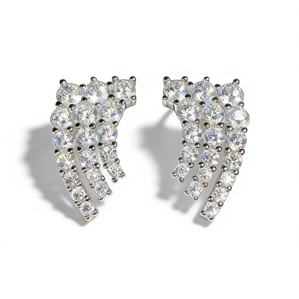 PT950 platinum gold earrings with full diamonds and zirconium stones, featuring wing-shaped earrings as accessories