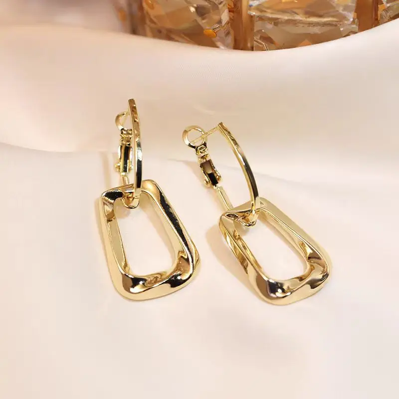 Advanced Fashion Square Earrings  Euro American Pure Simple Geometric Pendant Earrings Queen's Temperament Jewelry