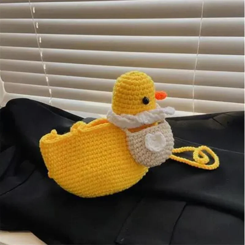 Cute Cartoon Duck Crossbody Lady One Shoulder Bags Girl Messenger Bags Homemade Handwoven Knit  Bag For Women Casual Student Bag