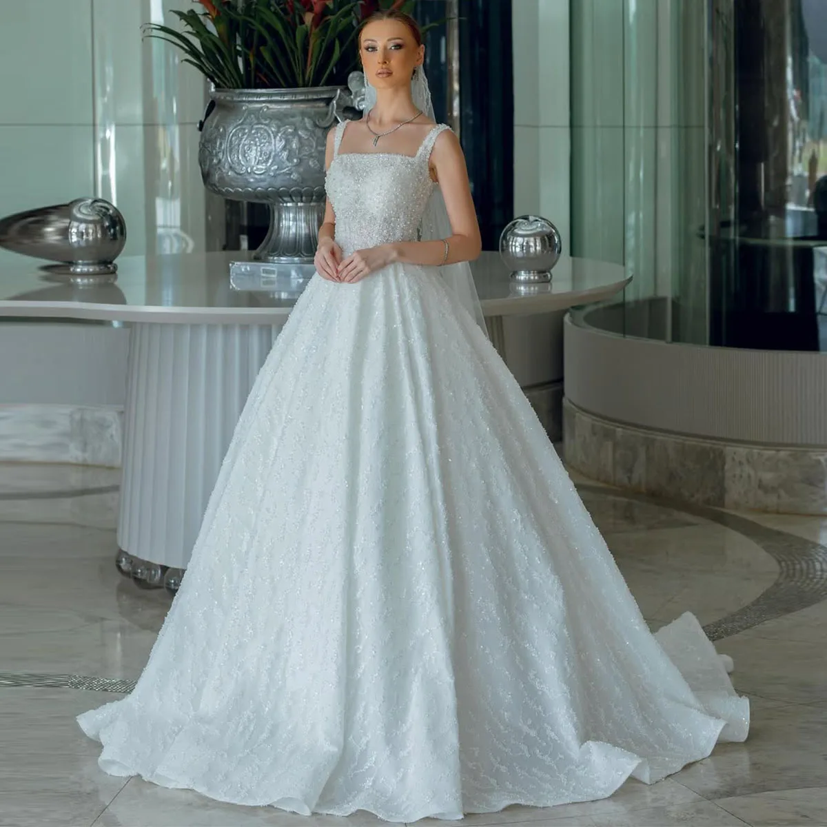 

Индивидуальный пошив: высококачественное свадебное платье А-силуэта из атласа без рукавов с кружевом, бальное платье принцессы, платье для невесты, Vestido De Novia