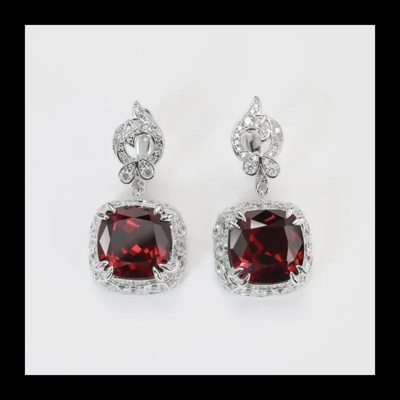 يوصي Xiaohongshu مائة طيور Chaofeng قلادة قلادة، سوبر فلاش عالية الكربون أقراط الماس، افتتاح الكنز اللون