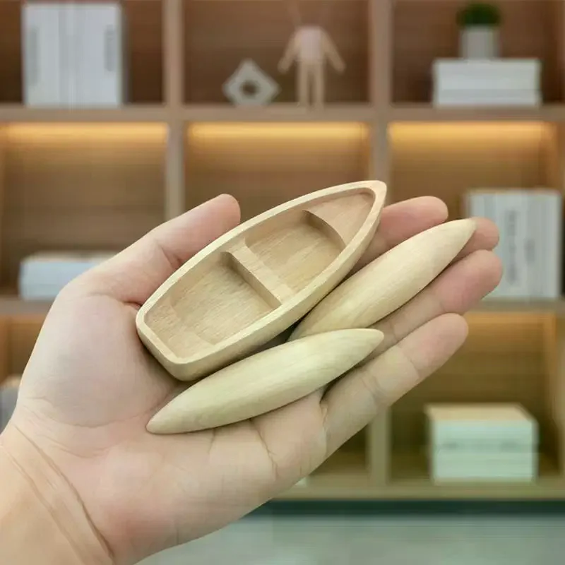 Ocean Landscape Wooden Boat Model: Mini Canoe Vintage Fishing Boat Handcrafts Miniatures Ornaments