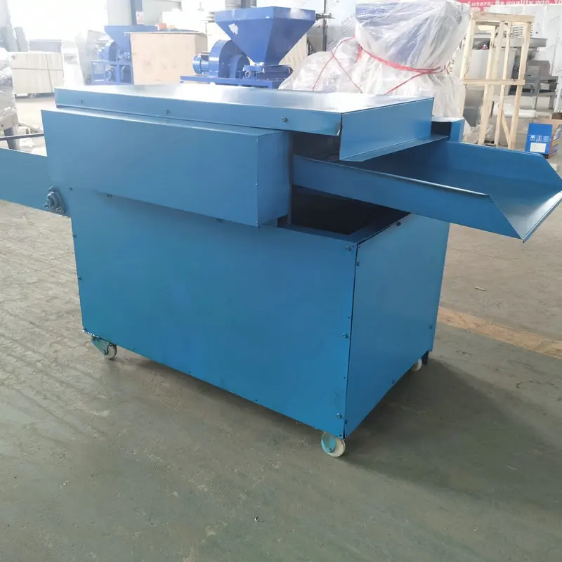 Multifunctionele bijvoet grenenblad- en takseparator