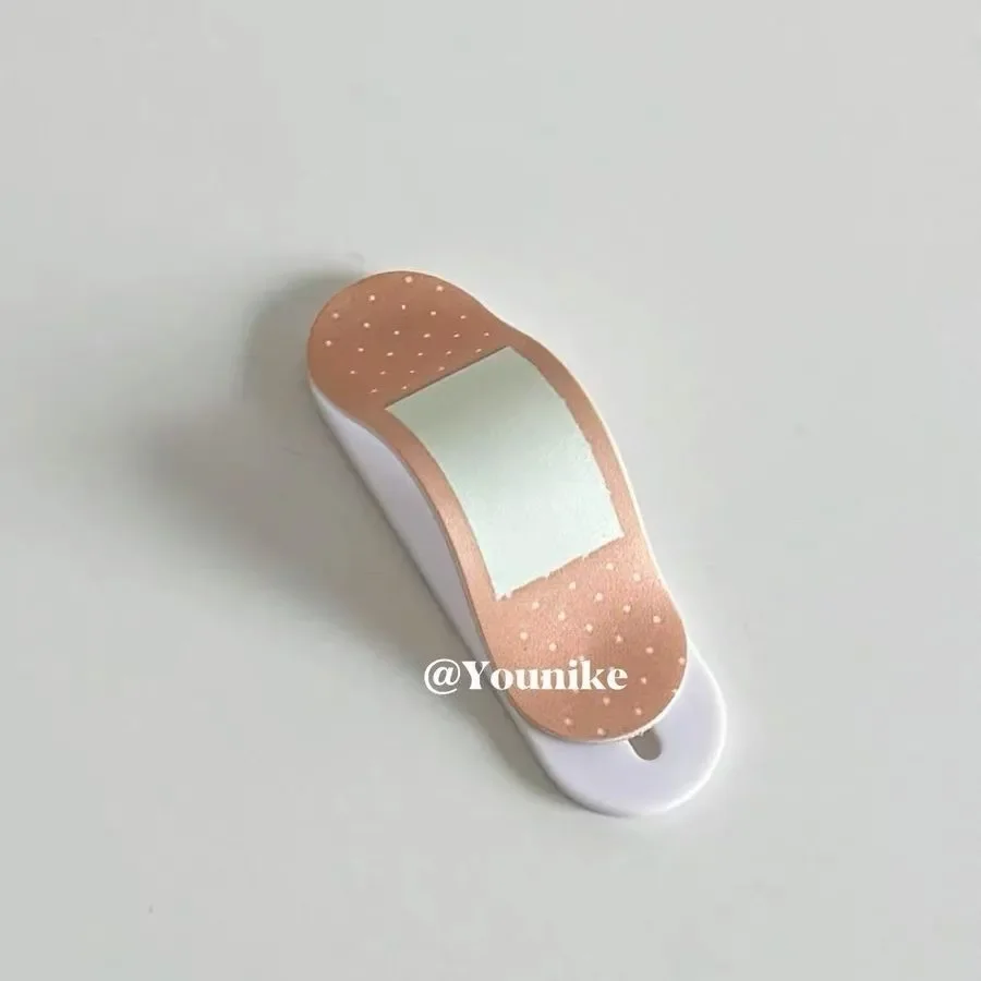 

Корейский художественный держатель для телефона в виде забавного пластыря, кольцо-держатель с клейкой основой, совместимый с iPhone и Samsung