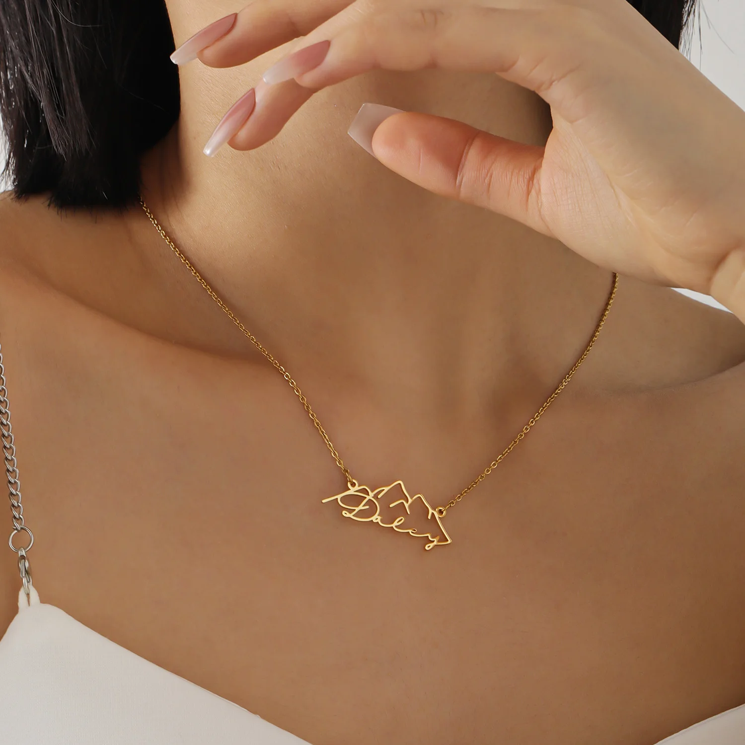 Collar con nombre personalizado de silueta de montaña, regalo de Navidad de acero inoxidable para mujer, joyería personalizada, Idea de regalo de cumpleaños