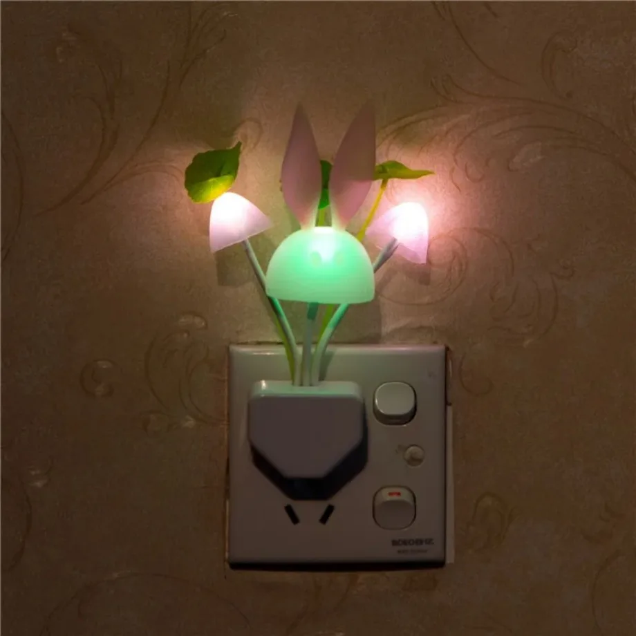 LED Night Light Automatic Sensor Night Lamp EU/US Plug in Wall Light 110V-220V 3 LED Mushroom Night Lights For Children Bedroom