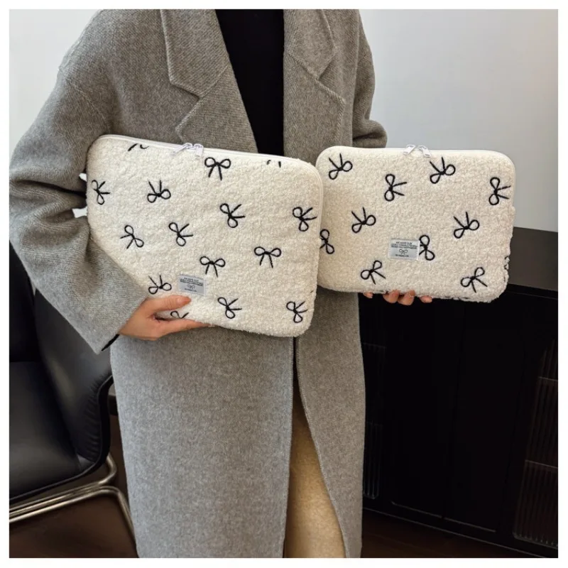 Новый чехол для ноутбука с милым бантом, сумка 11 13 13,3 13,6 14 дюймов, сумки для переноски Ipad Macbook Asus HP Lenovo Samsung Huawei Новый чехол для ноутбука с милым бантом, сумка 11 13 13,3 13,6 14 дюймов, сумки для переноски Ipad Macbook Asus HP Lenovo Samsung Huawei