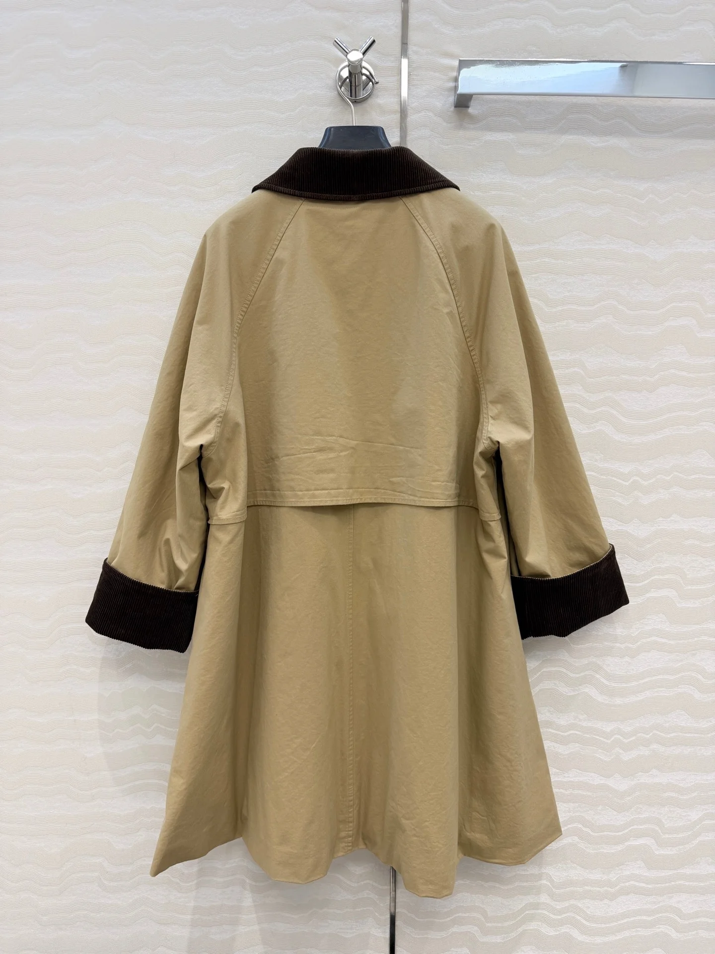 26 Autumn/Winter New Women's Medium to Long Windcoat Coat Corduroy Material Color Contrasting Cotton Windcoat Coat High Quality