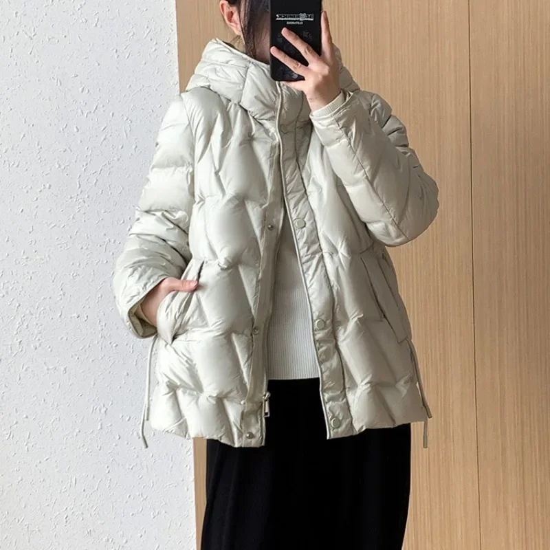 Lightweight 90% White Duck Down Jacket Women Short 2024 New Hooded Casuall Puffer Coat Female Thick Warm Windproof Parka Outwear