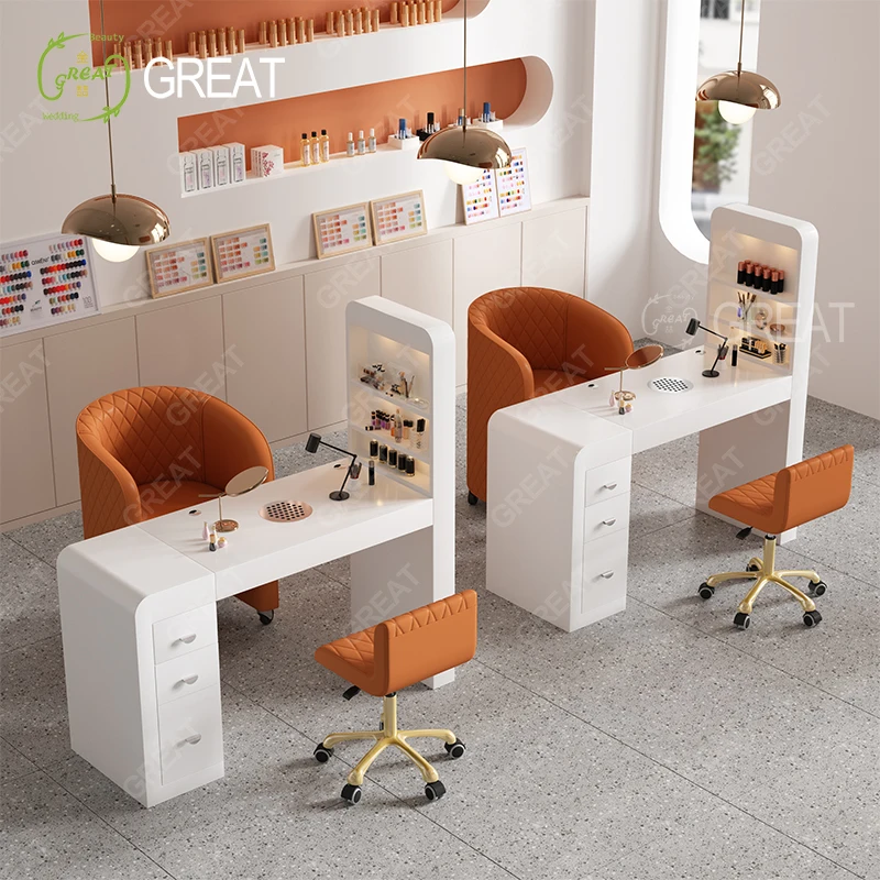 Conjunto de mesa e cadeira moderna de madeira branca para arte em unhas estilo 2025 para salão de beleza, terapia, manicure e pedicure