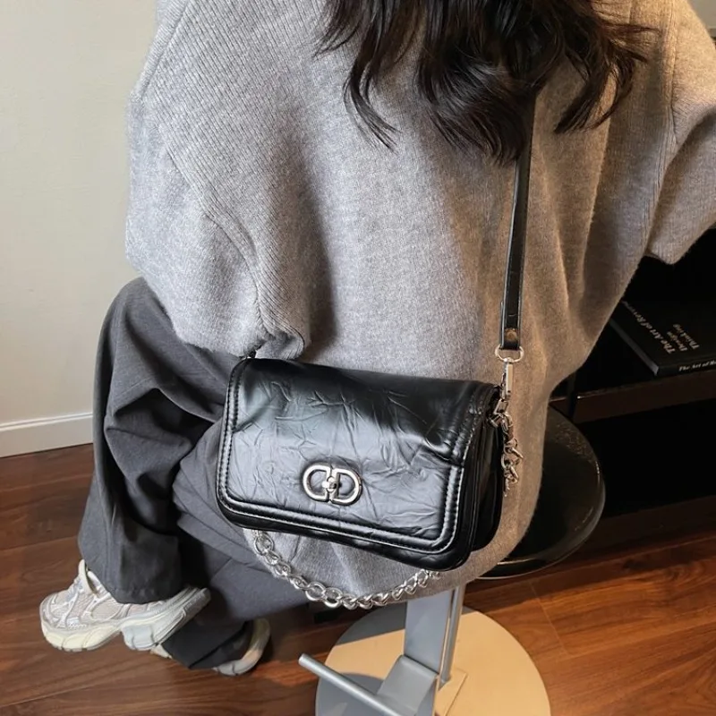 レトロスクエアおむつバッグ女性レザーサッチェル大容量トートクロスボディバッグエレガントクラシックデザイナーファッション