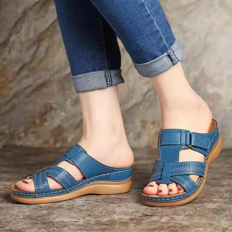 Women's Wedge Platform Openwork Slip-on Sandals, 2026 Summer, Plus Size, European and American Style, Durable Striped Sandals.