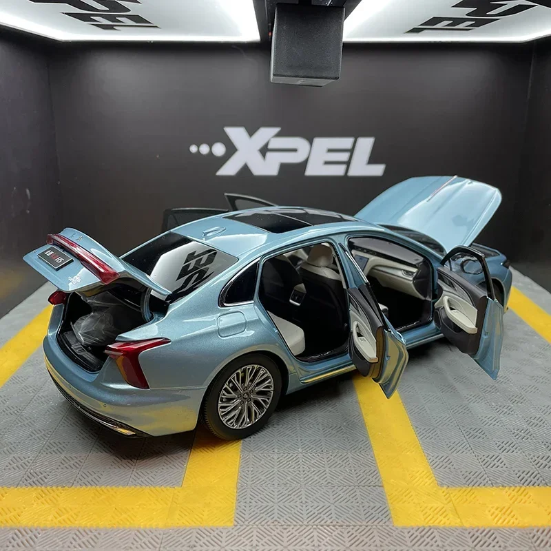 Century Dragon 2023 새로운 Hongqi H5 세단 1:18 합금 시뮬레이션 자동차 모델 컬렉션 선물