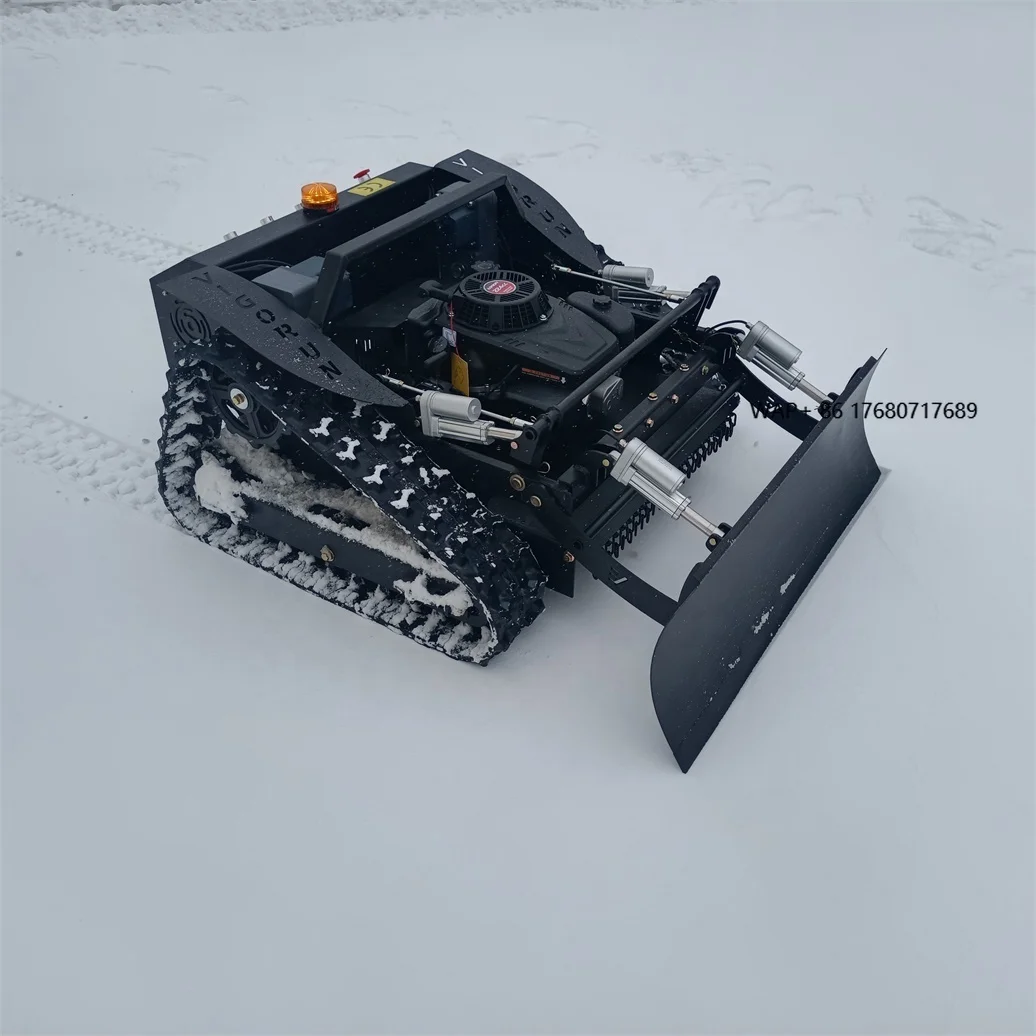 Single-Cylinder Four-Stroke Self-Powered Dynamo Remote Control Slope Grass Cutter