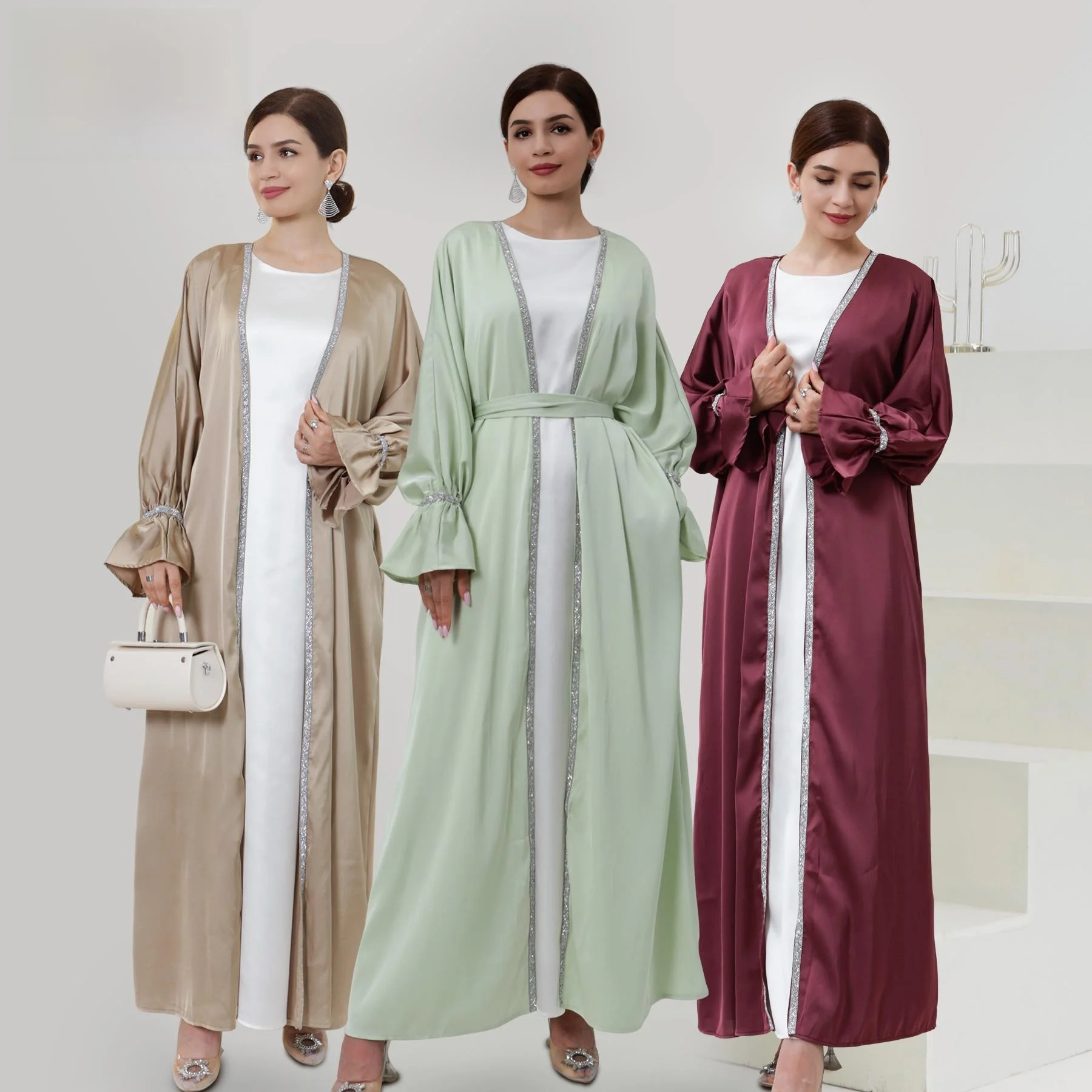 

Lo Dubai Daily Pure Color Beaded Long Sve Dr LR633 Wide Leg Pantsuit for Men Autumn Season Chinese Manufacturer