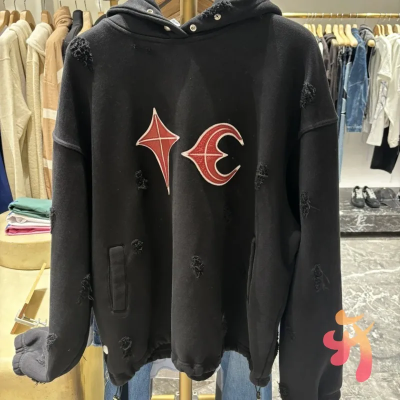 

Red Leather Patch Starry Moon Logo Thug Club Hoodies Vinatge Washed Hole Hooded Sweatshirts Kanye Hiphop Street Men Women Hoody