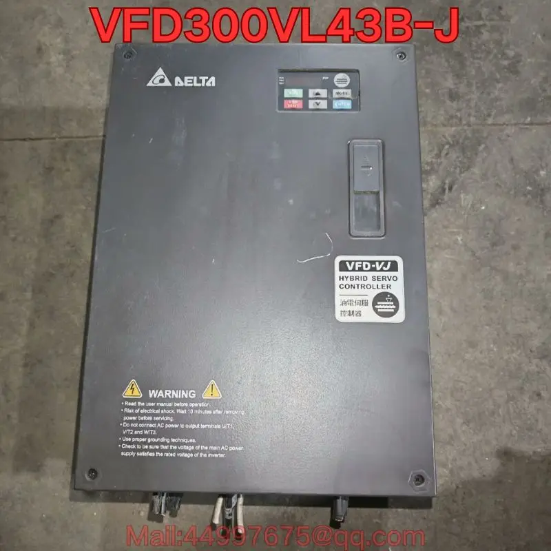 

Second-hand VFD300VL43B-J oil-electric servo drive function test is normal