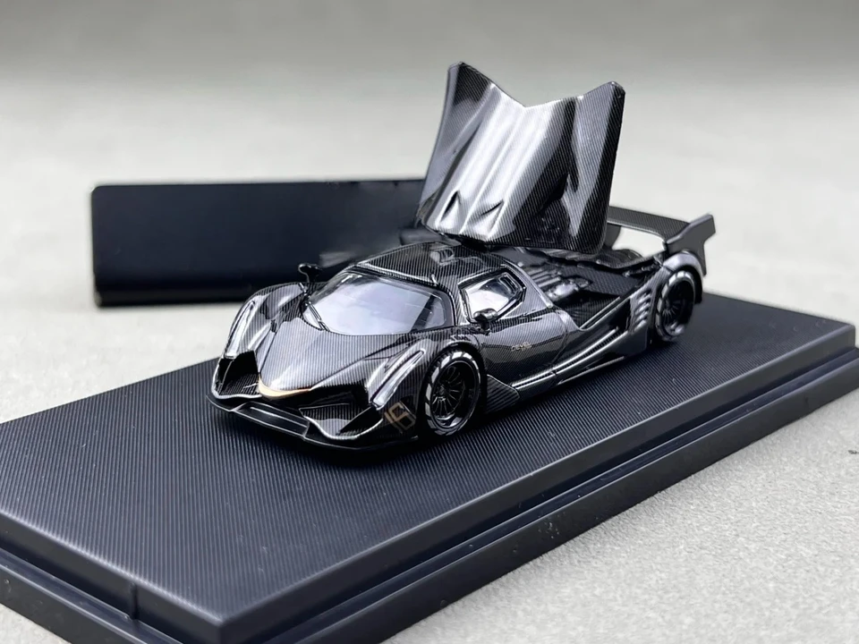 LMF 1:64 Devel 16 Black Carbon Silver/Gold Diecast Model Car
