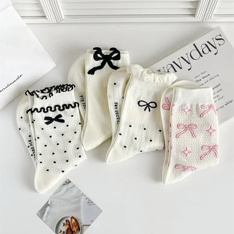 

4Pairs 3D Curling Polka Dot Bow Socks Female Korean Internet Celebrity Jk Ballet Girl Fungus Edge Pure Cotton Tube Socks