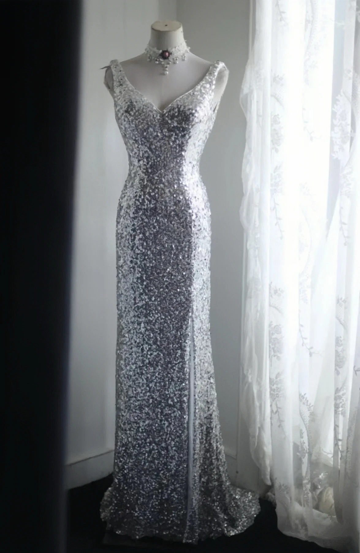 

Gorgeous Silvery Sequins Prom Dress Mermaid Vent V-neck Open Back Sleeveless Special Occasion Cocktail Party Evening Dress New