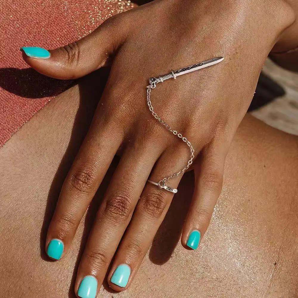 A set of one-piece European and American fashion punk style insertable chain sword plain ring one-piece men's and women's rings
