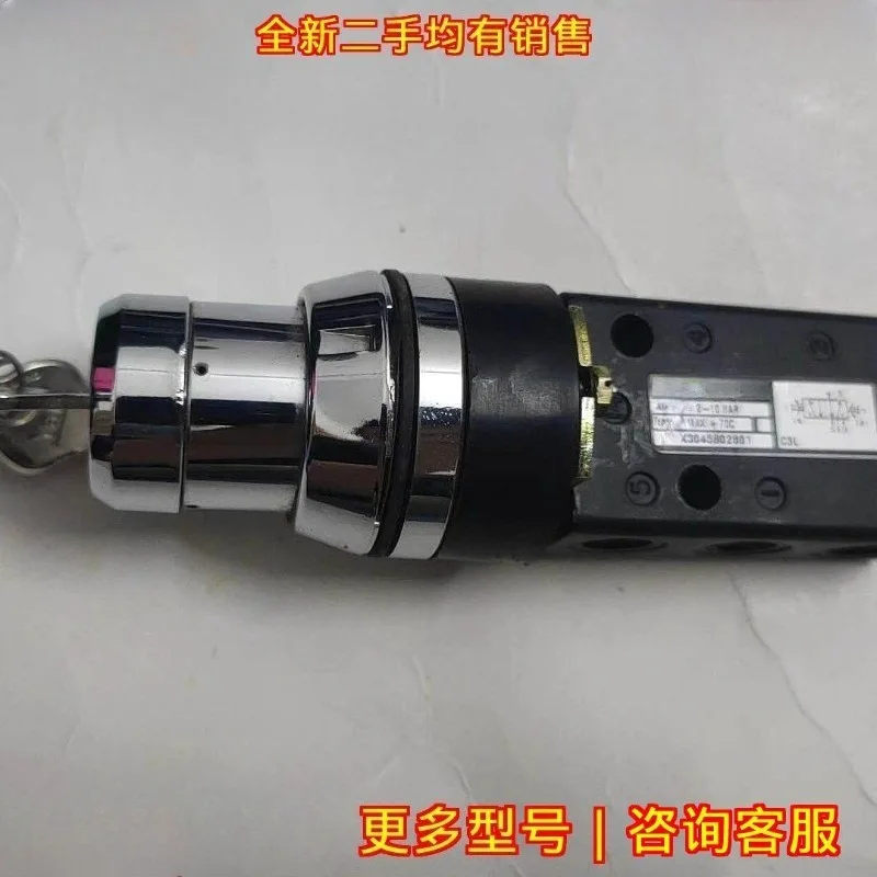 X03045802801 X3045902 Pneumatic Button Valve, Industrial Control Pneumatic Component, Air Manual Control Valve