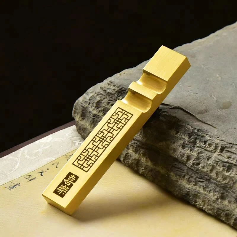 Chinese Calligraphy Paperweight Brass Creative Multi-functional Writing Brush Holder Calligraphy Paper Pressing Study Ornament
