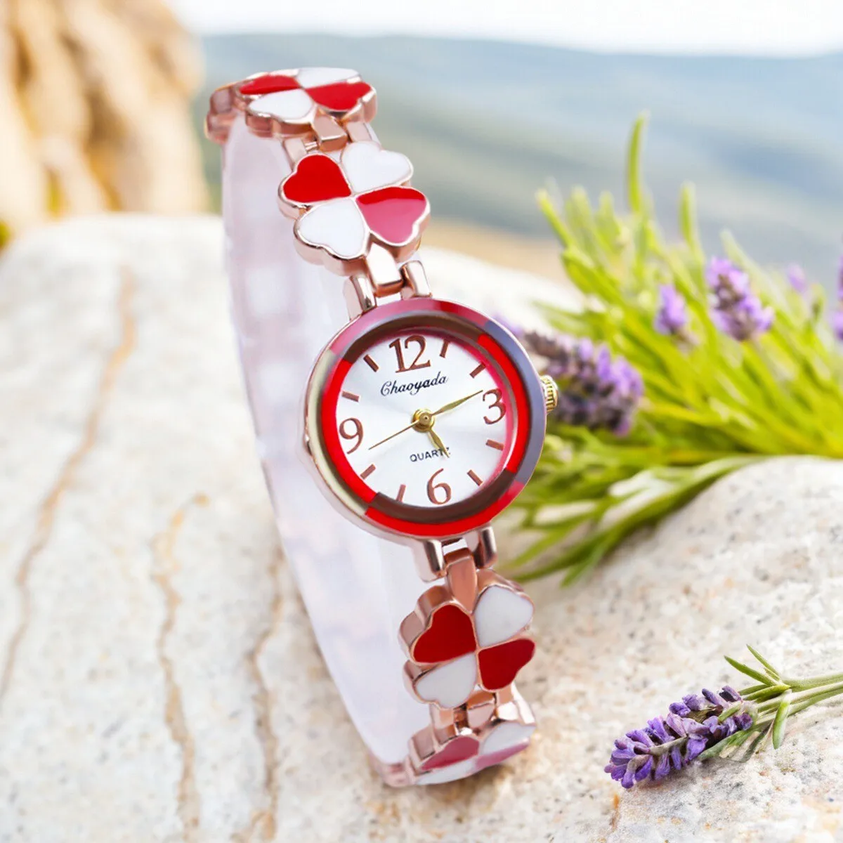 children girls women no-smart Lucky four-leaf grass Bracelet watches students kids analog classic durable safety birthday gifts