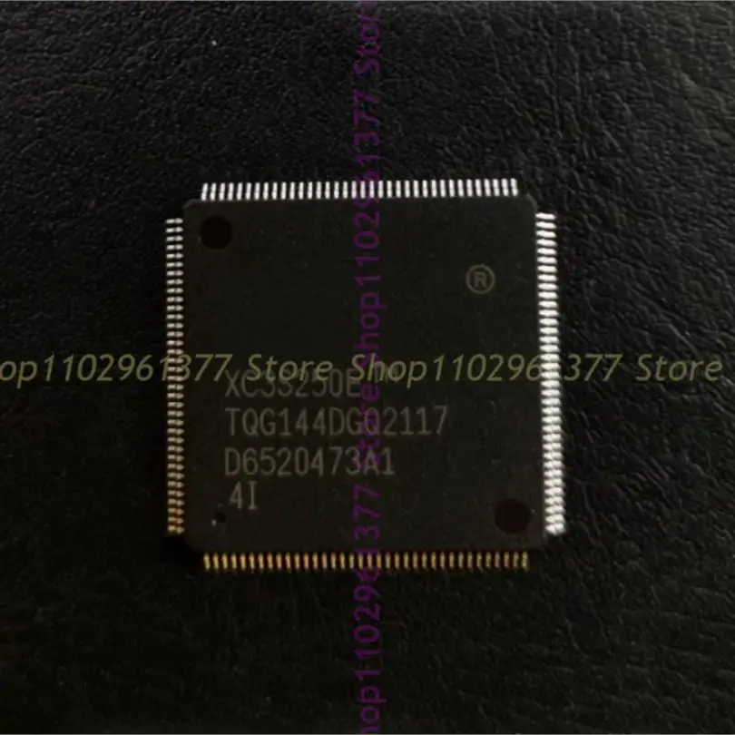 1pcs New XC3S250E-4TQG144I XC3S250E-4TQG144C QFP-144 Microcontroller chip