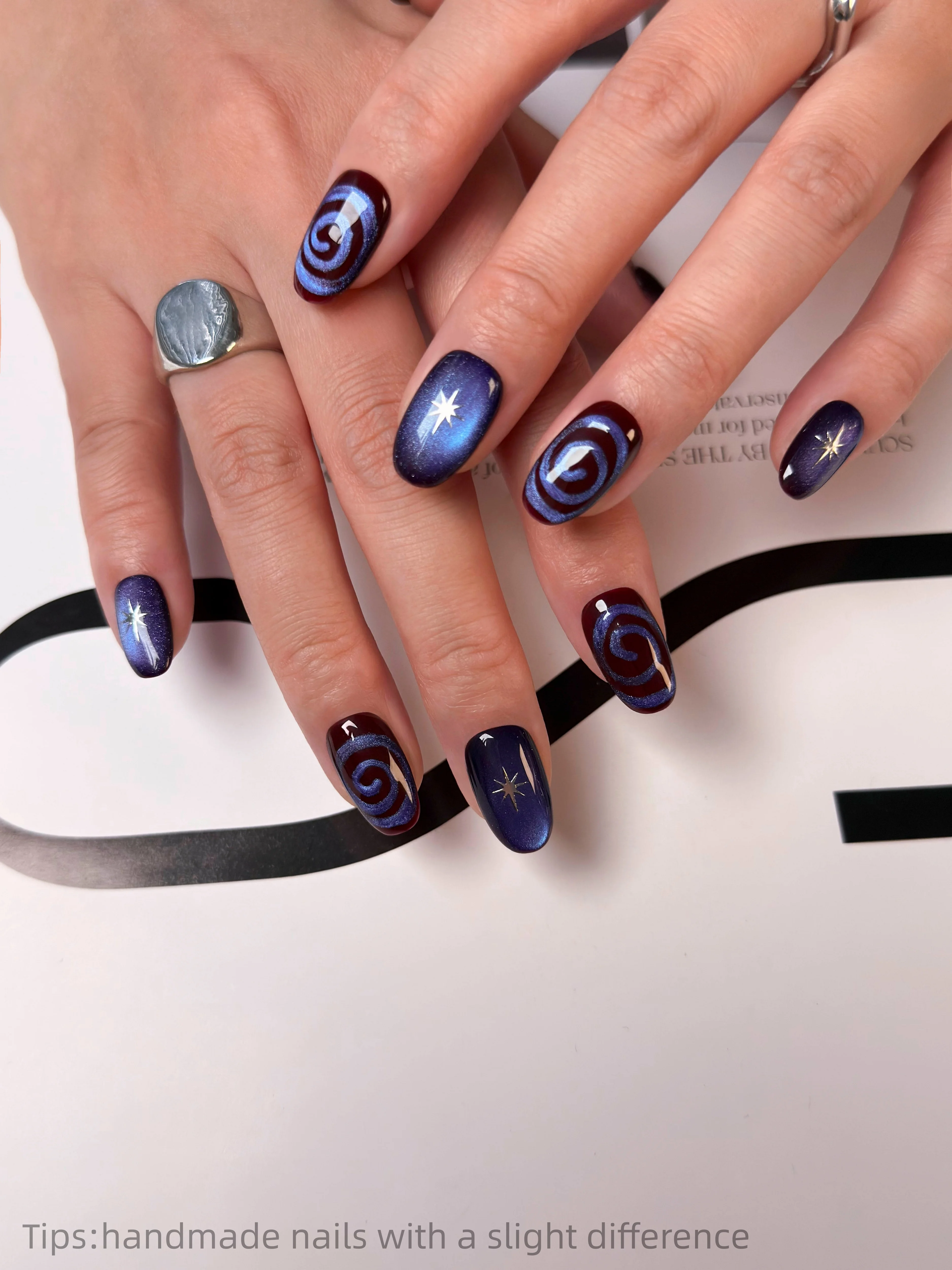 10pcs Handmade Blue Purple Star Swirl Press on Nails Short oval Wearable Reusable Shiny INS False Nails 2026