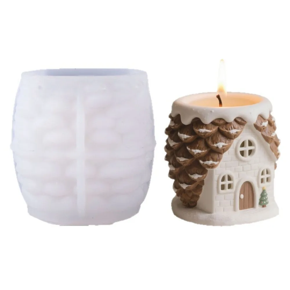 Pinecone House Cand…