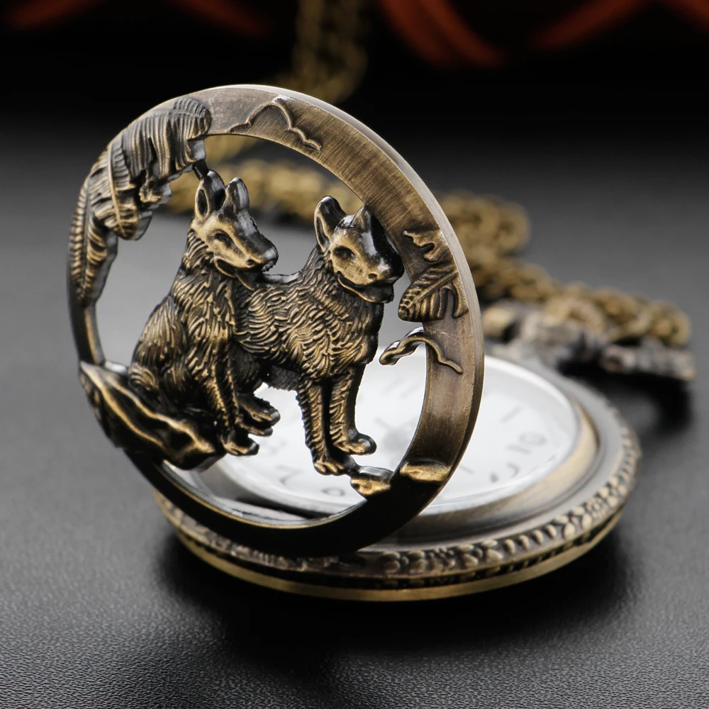 Antique Hollow Forest Wolf Exquisite Relief Quartz Pocket Watch Vintage Bronze Fob Chain Men's and Women's Children's Clock Gift