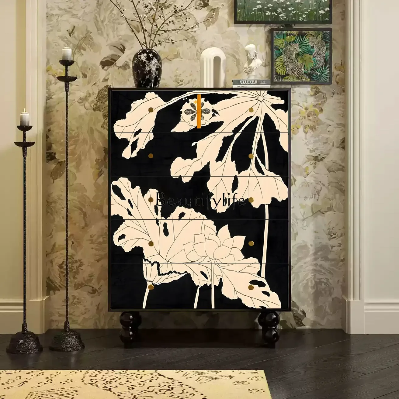 

yj9 The front door of the home is opposite the antique chest of drawers, French partition, wabi sandy wind retro locker storage