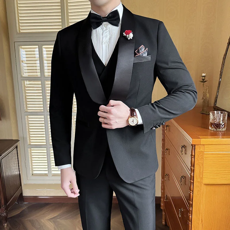 

6964 Business casual dinner groom wedding suit