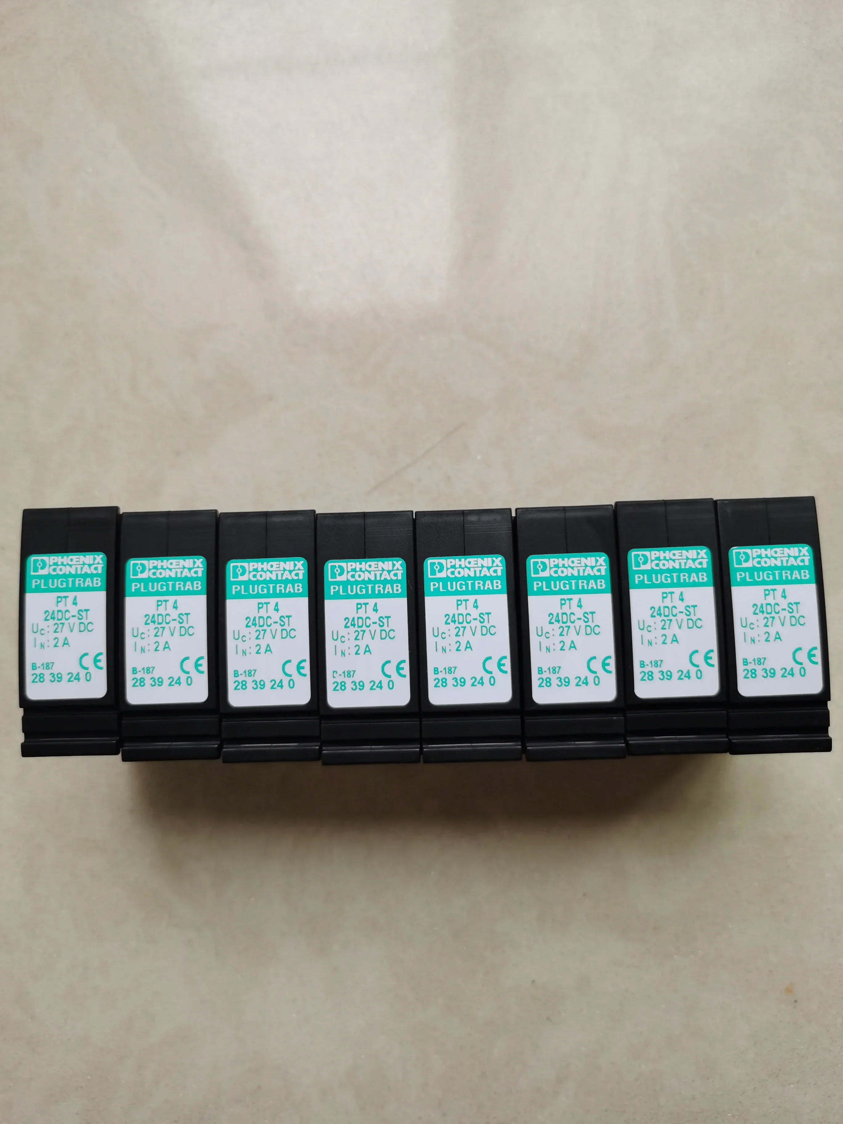 2026.4 Phoenix Lightning Arrester 2838254 Module PT 2X2-12DC-ST Original Genuine Product